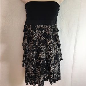 Black Floral Express Dress-M